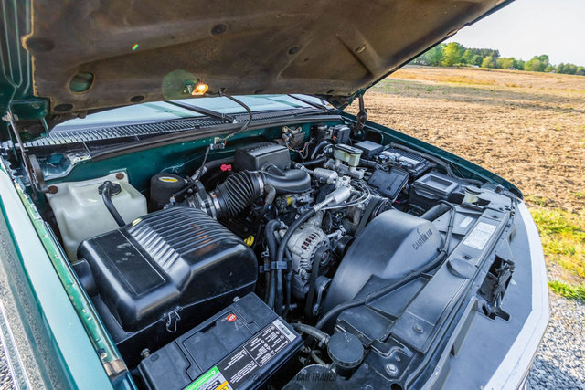 Used 1997 Chevrolet Silverado 1500 4x4 Regular Cab image 16