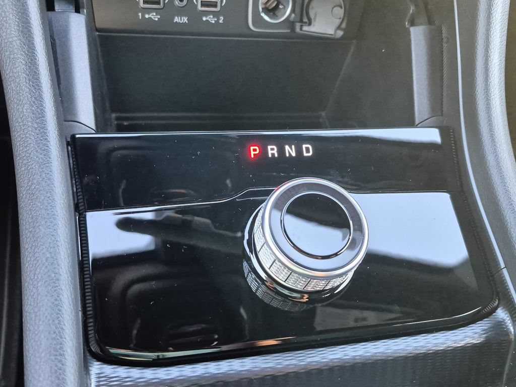 New 2026 Jeep Grand Cherokee L Laredo RWD image 29