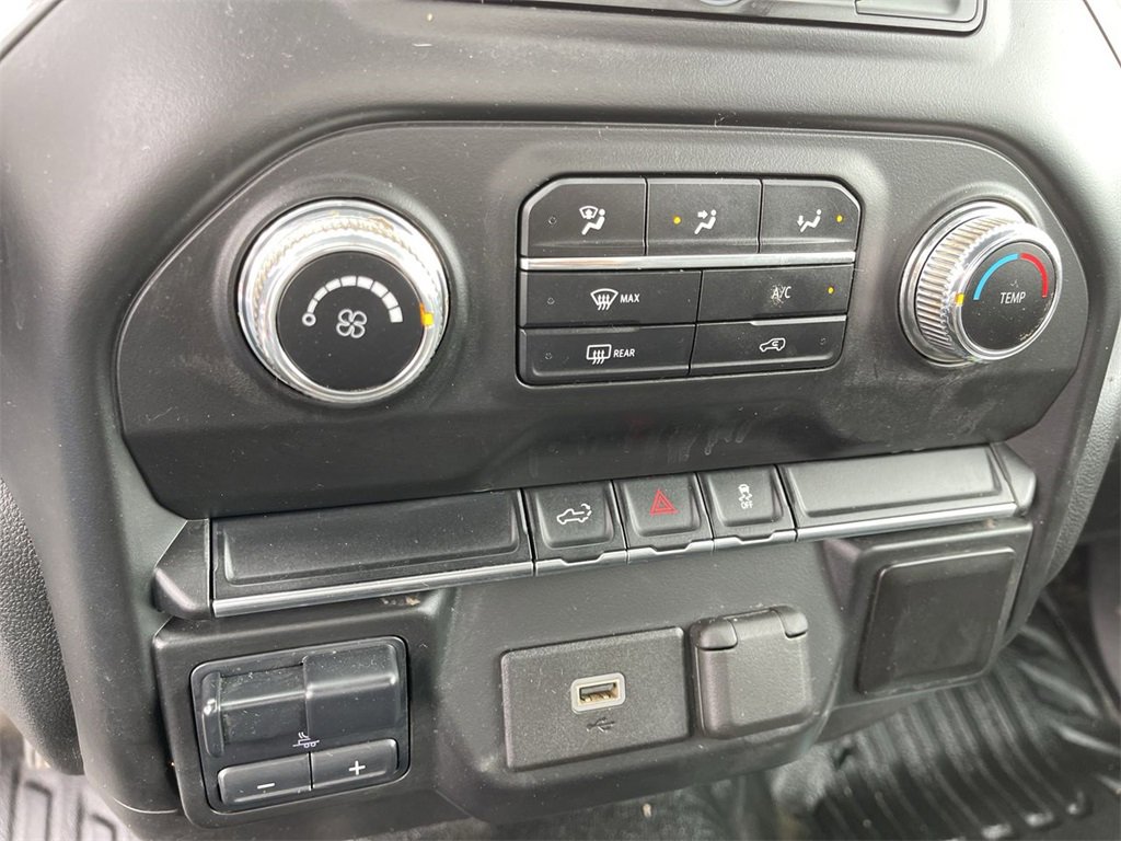 Used 2020 GMC Sierra 2500 4x4 Regular Cab w/ Convenience Package image 18