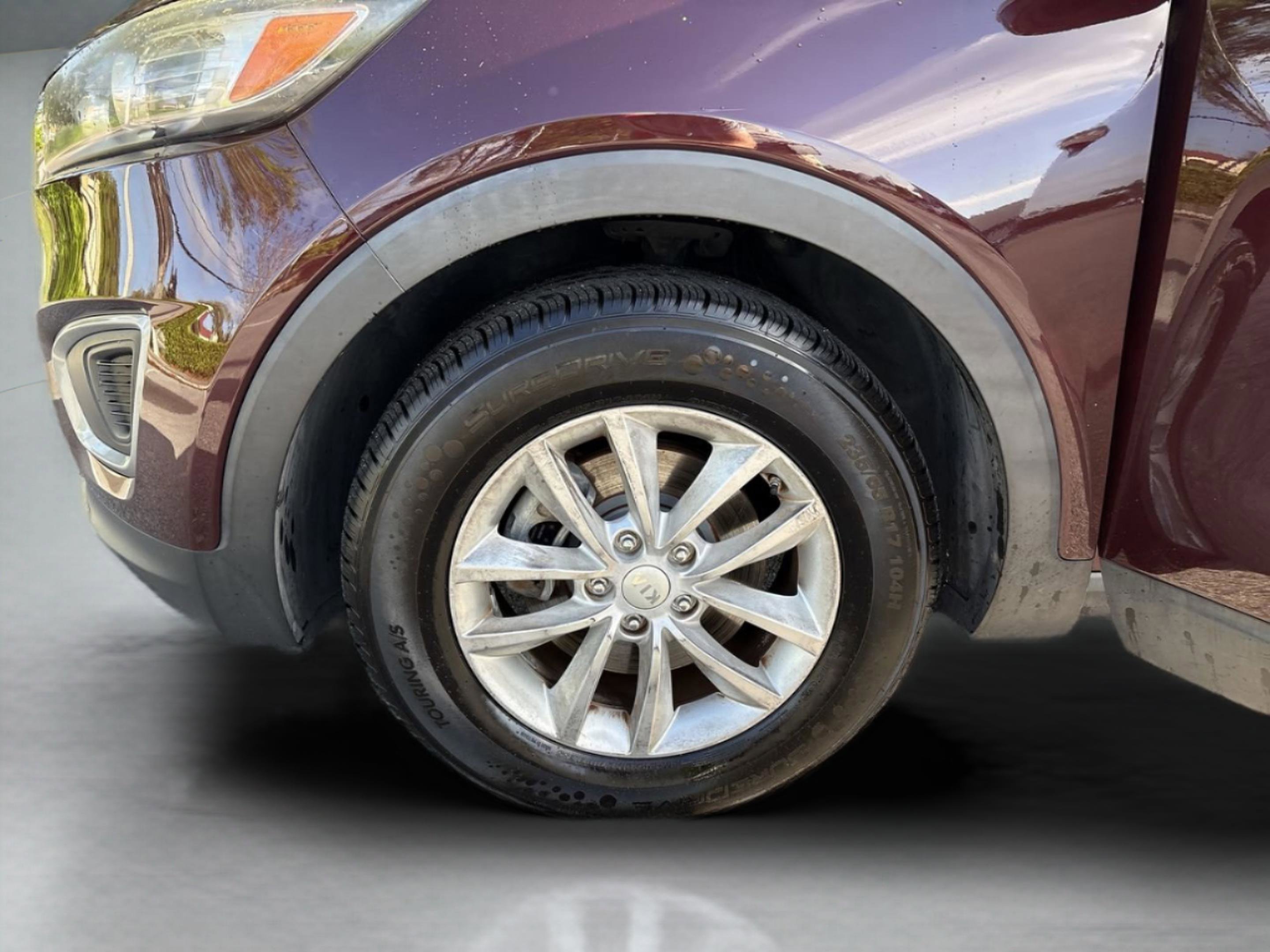 Used 2018 Kia Sorento LX image 25