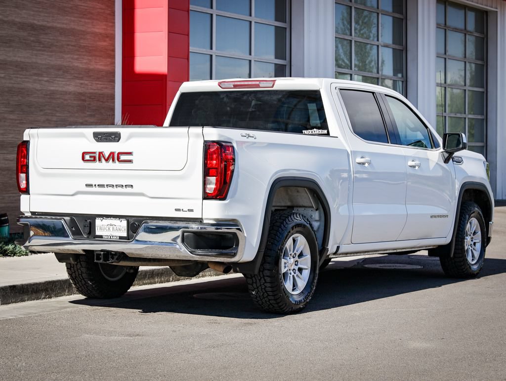 Used 2023 GMC Sierra 1500 SLE AWD/4WD image 3