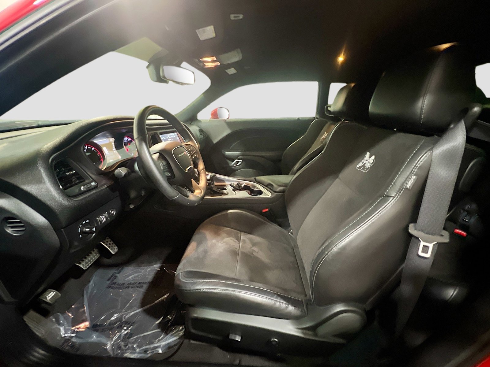 Used 2018 Dodge Challenger R/T Scat Pack RWD image 16