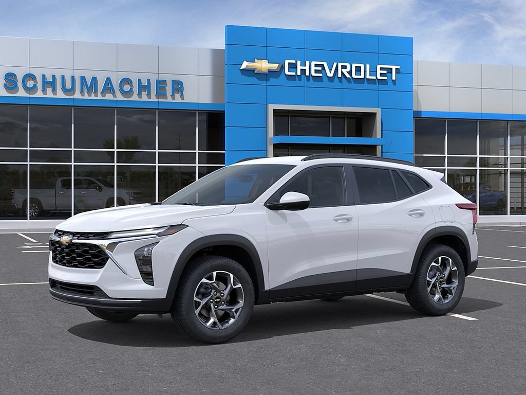 New 2026 Chevrolet Trax LT w/ Driver Confidence Package FWD image 2