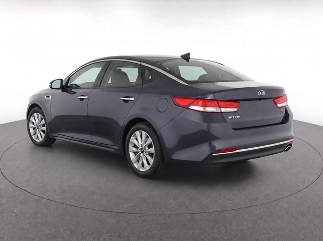 Used 2018 Kia Optima S FWD image 3