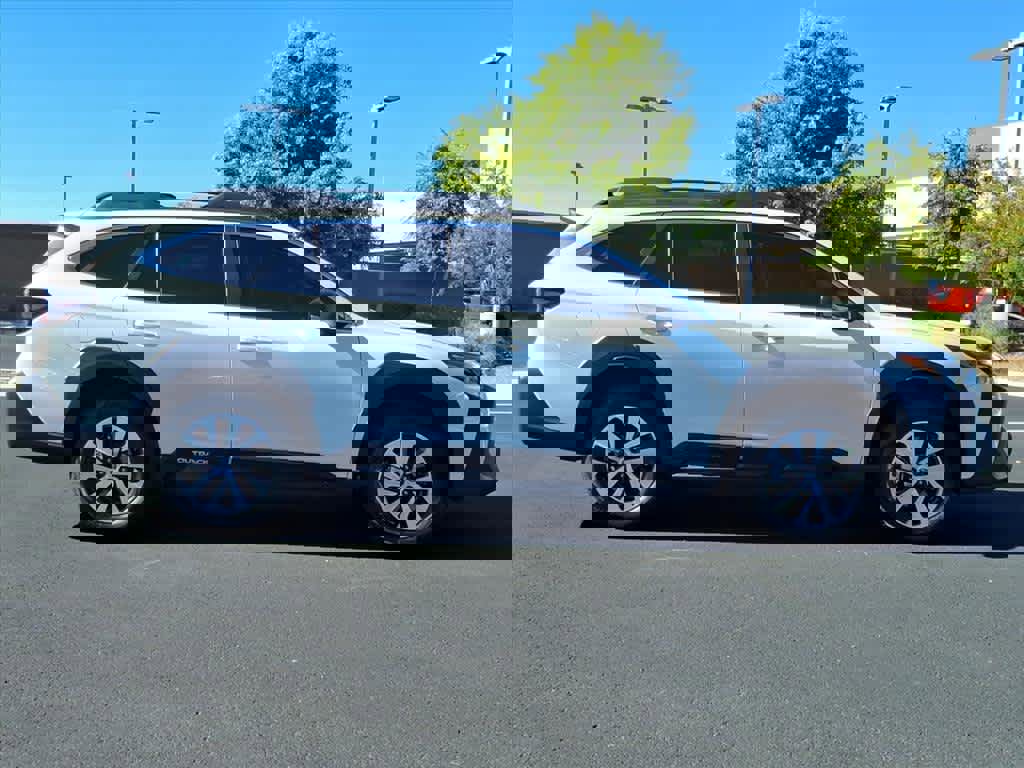 Certified 2025 Subaru Outback w/ Popular Package #1A image 8