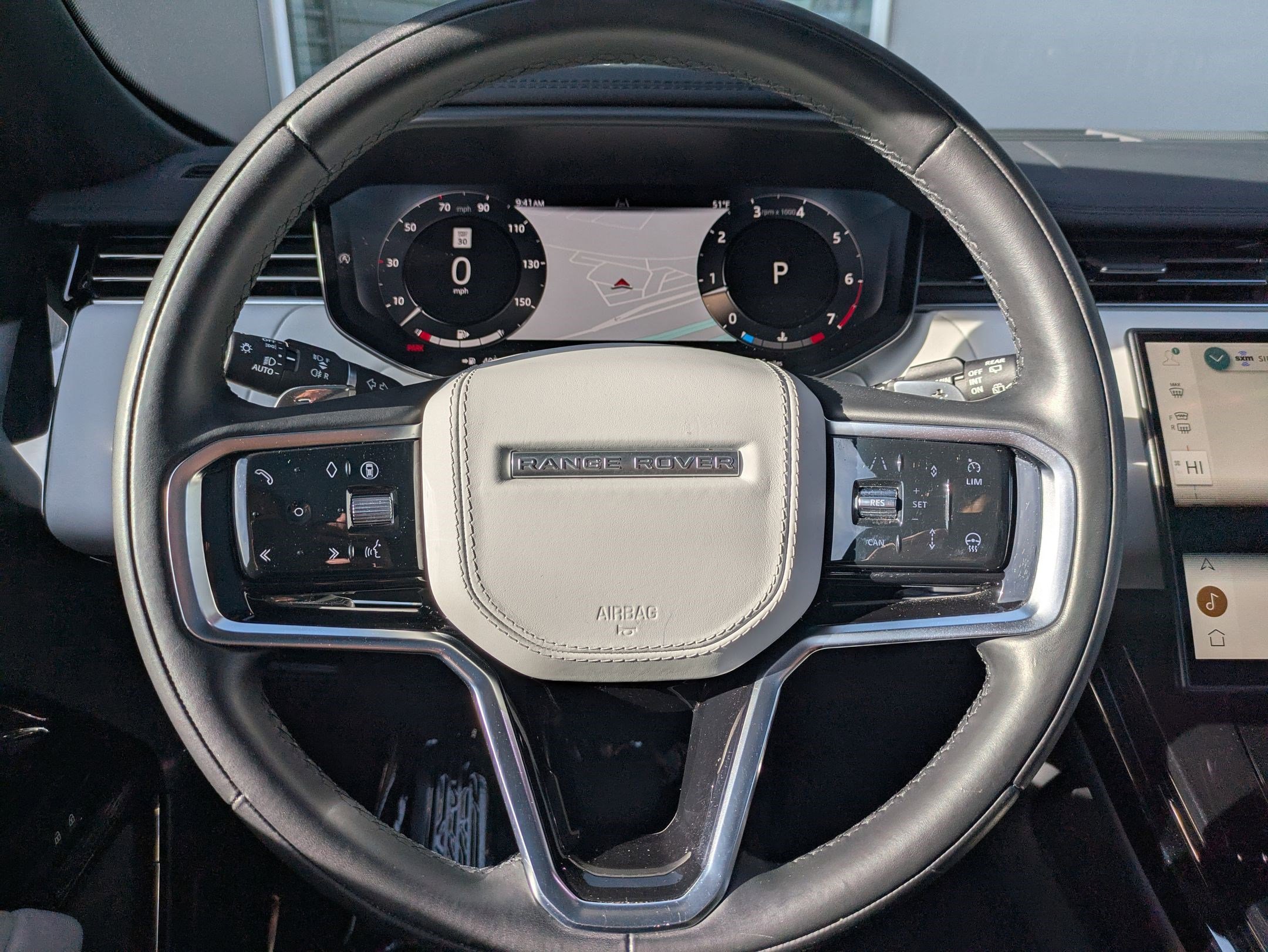 Used 2024 Land Rover Range Rover Sport SE image 15