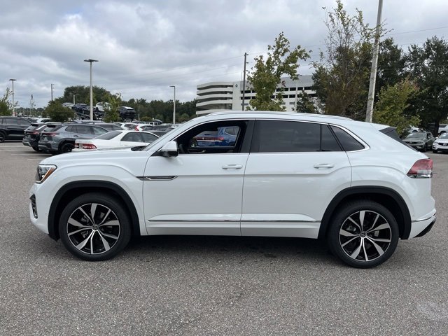 New 2026 Volkswagen Atlas Cross Sport SEL Premium R-Line image 4