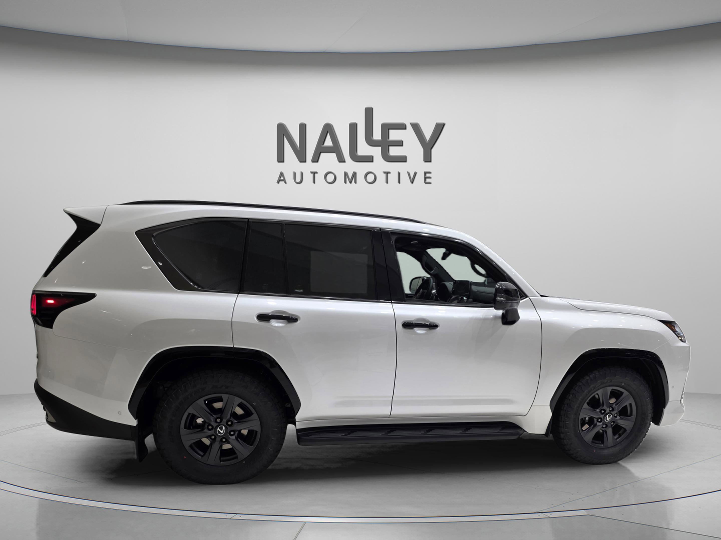 New 2026 Lexus LX 700h Overtrail image 7