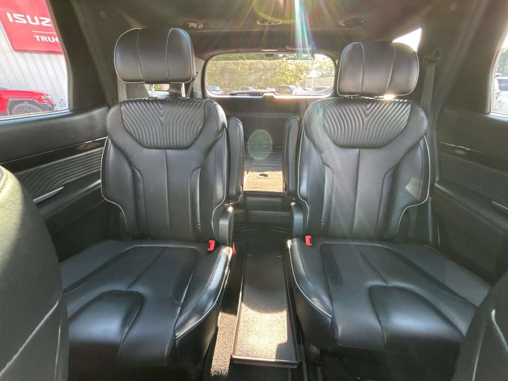 Used 2023 Hyundai Palisade Calligraphy w/ Cargo Package AWD/4WD image 13