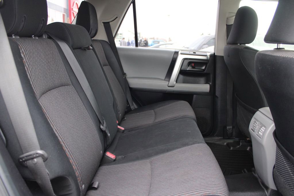 Used 2013 Toyota 4Runner SR5 image 22