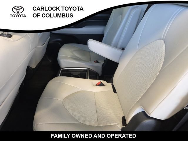 Used 2025 Toyota Grand Highlander FWD image 14