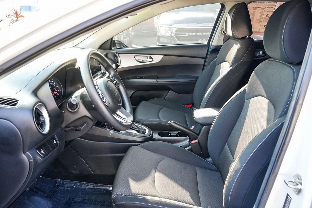Used 2024 Kia Forte LXS FWD image 15