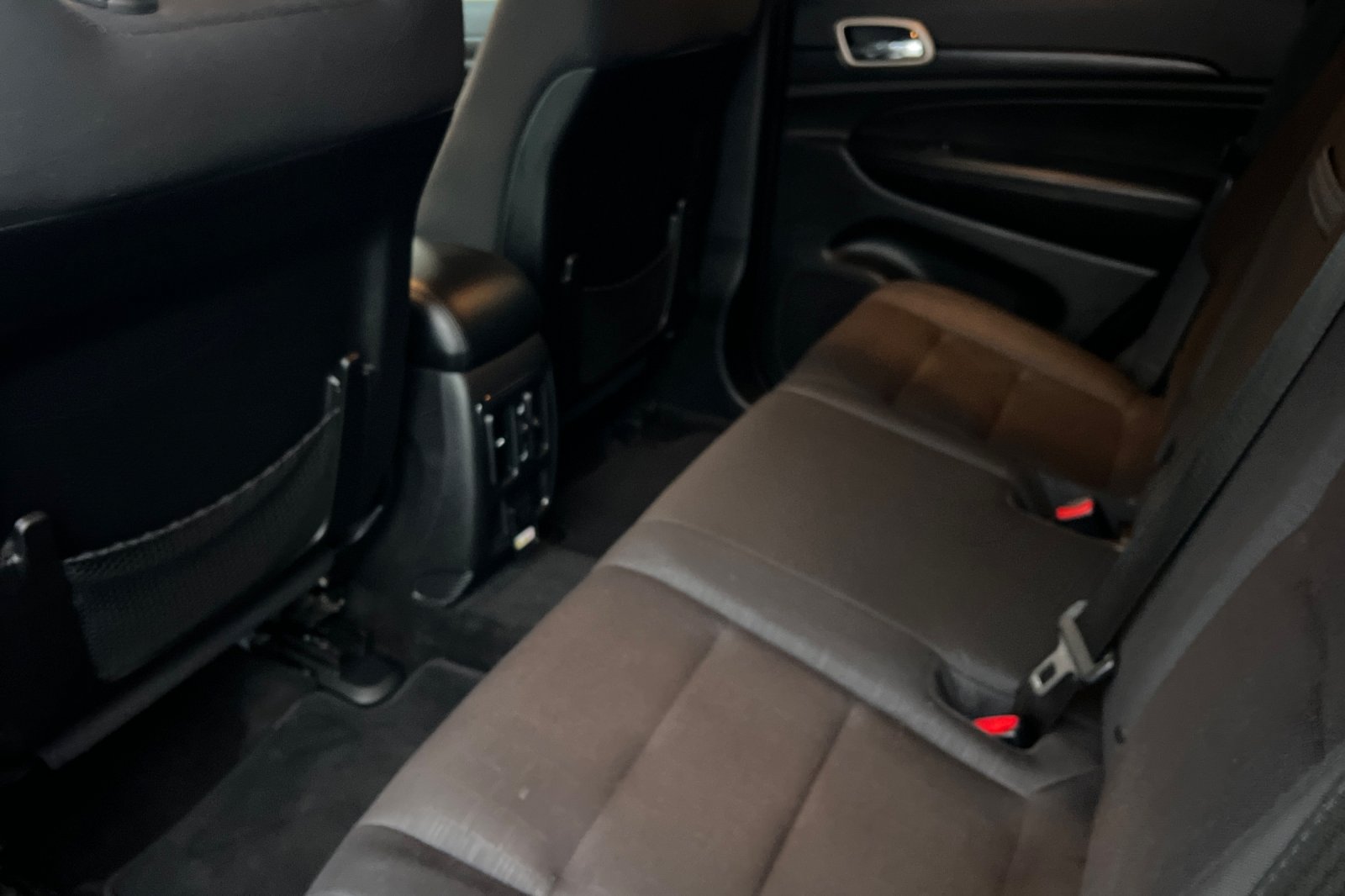 Used 2014 Jeep Grand Cherokee Laredo w/ Security & Convenience Group AWD/4WD image 15