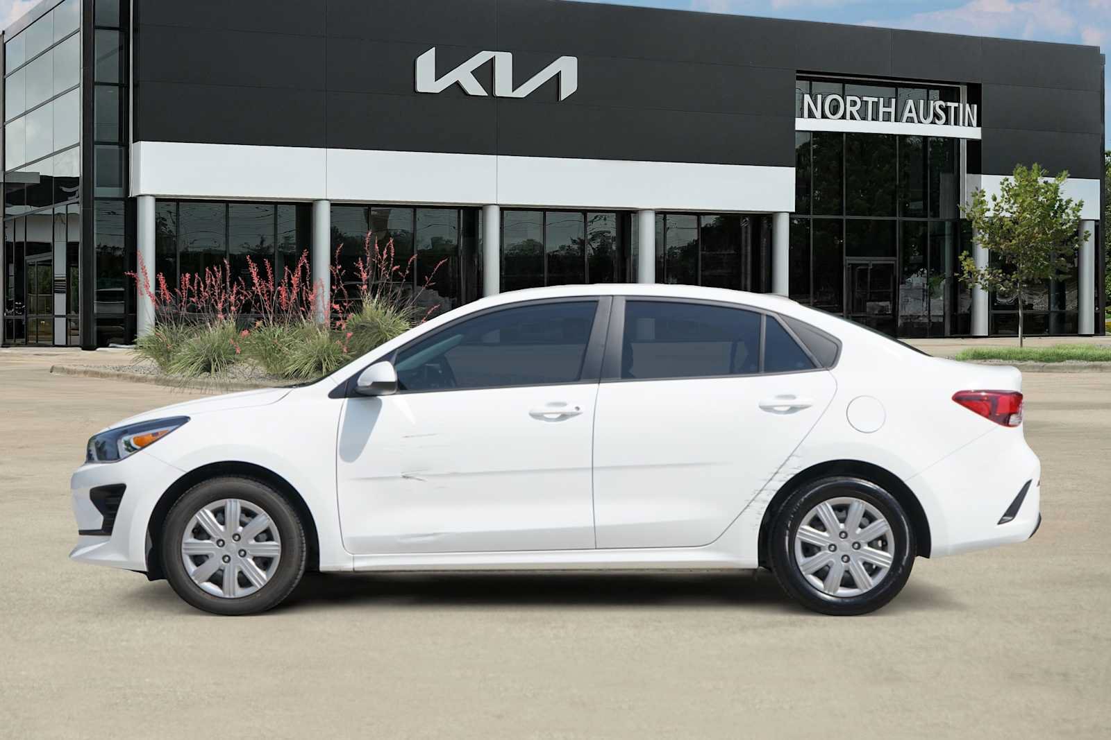 Certified 2023 Kia Rio LX FWD image 3