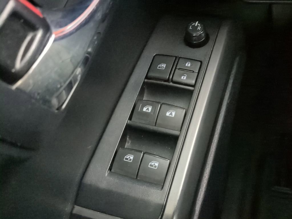 Used 2020 Toyota Tacoma TRD Sport image 26