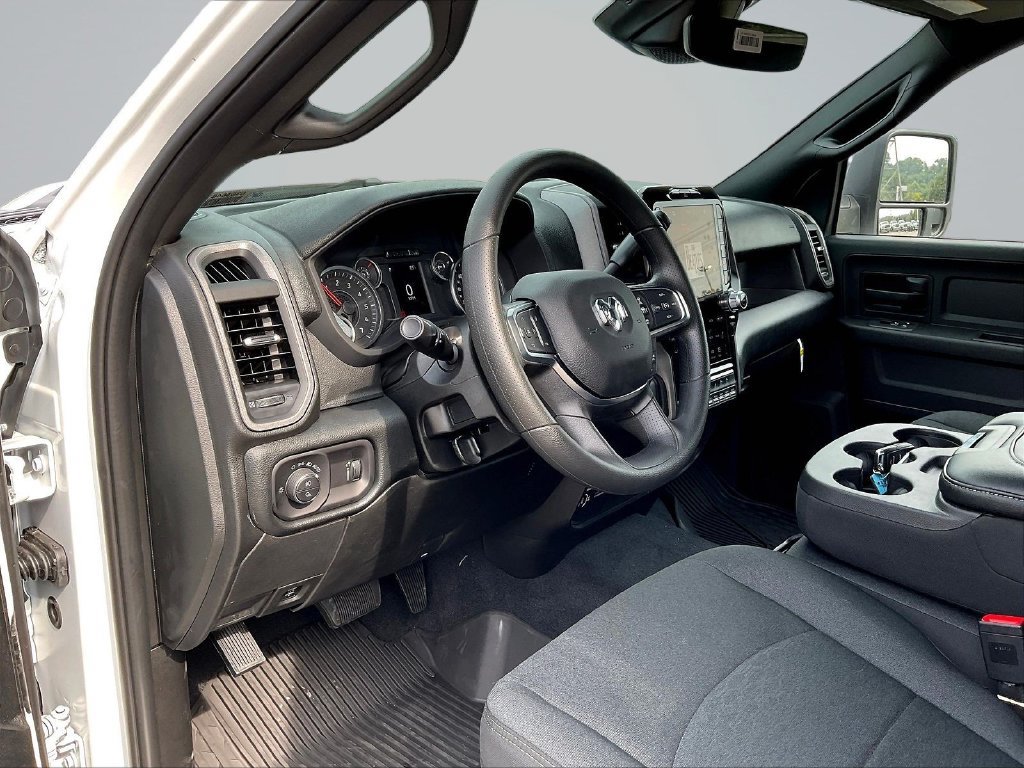 New 2026 RAM 2500 Tradesman AWD/4WD image 9