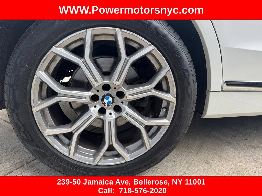 Used 2022 BMW X7 xDrive40i w/ Premium Package AWD/4WD image 18
