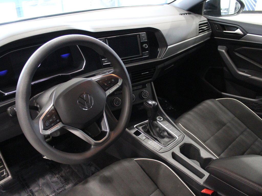 Used 2023 Volkswagen Jetta Sport image 13