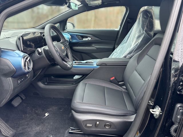 New 2026 Chevrolet Equinox EV LT AWD/4WD image 9