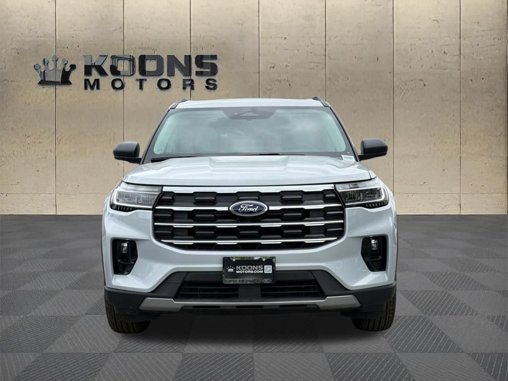 New 2026 Ford Explorer Active w/ Active Comfort Package AWD/4WD image 3