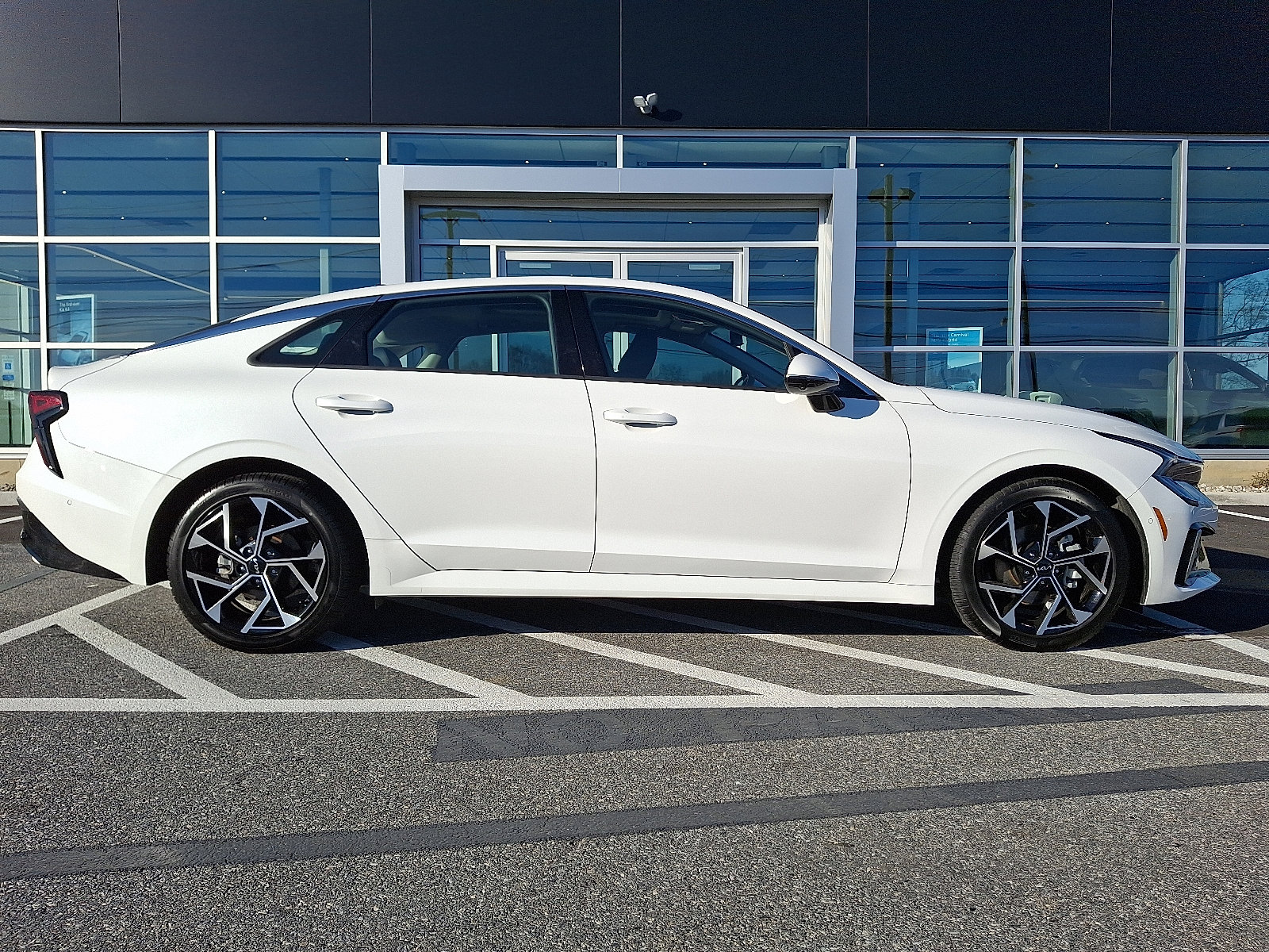 Used 2025 Kia K5 EX image 7