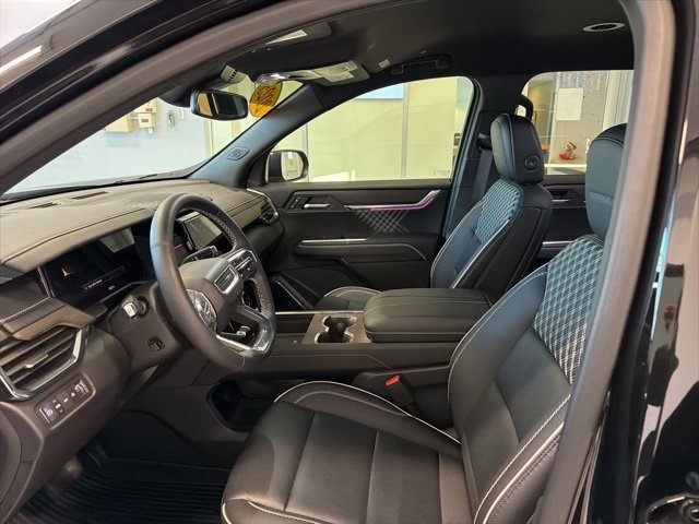 Used 2025 GMC Acadia Denali w/ LPO, Cargo Package image 13