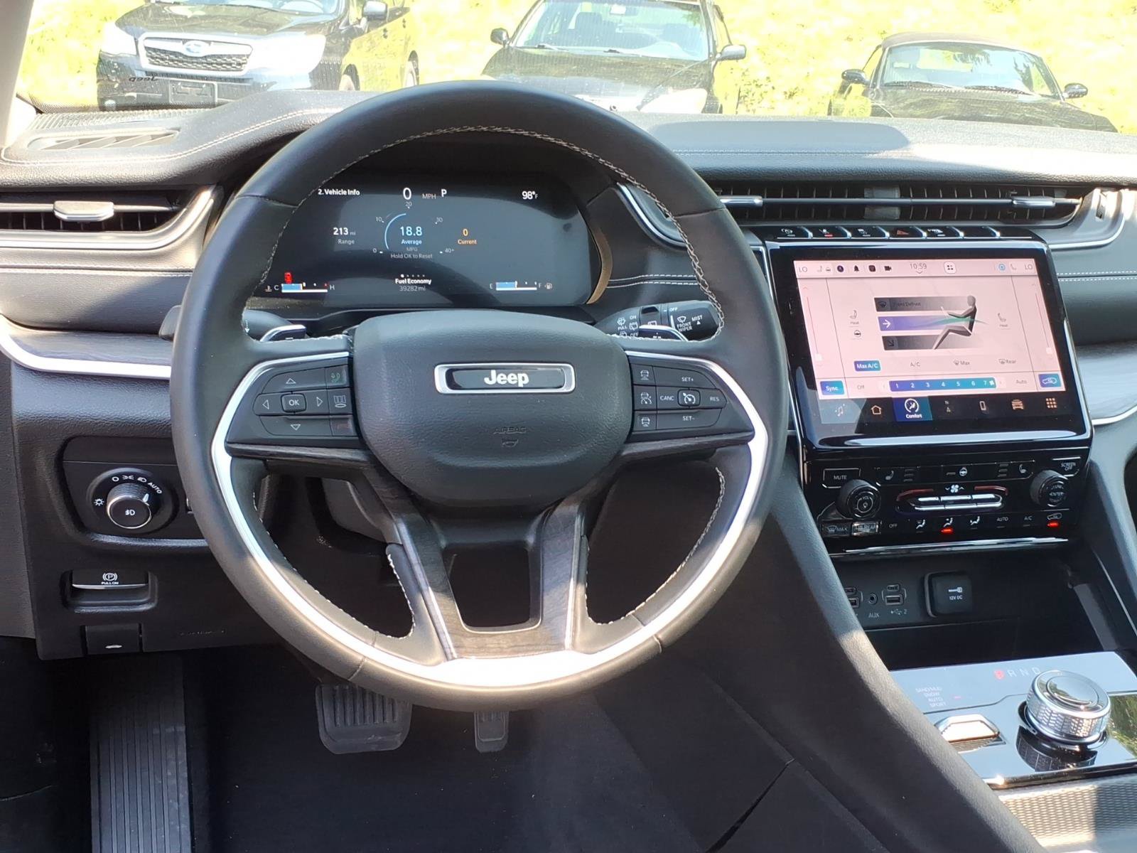 Used 2024 Jeep Grand Cherokee Limited AWD/4WD image 12