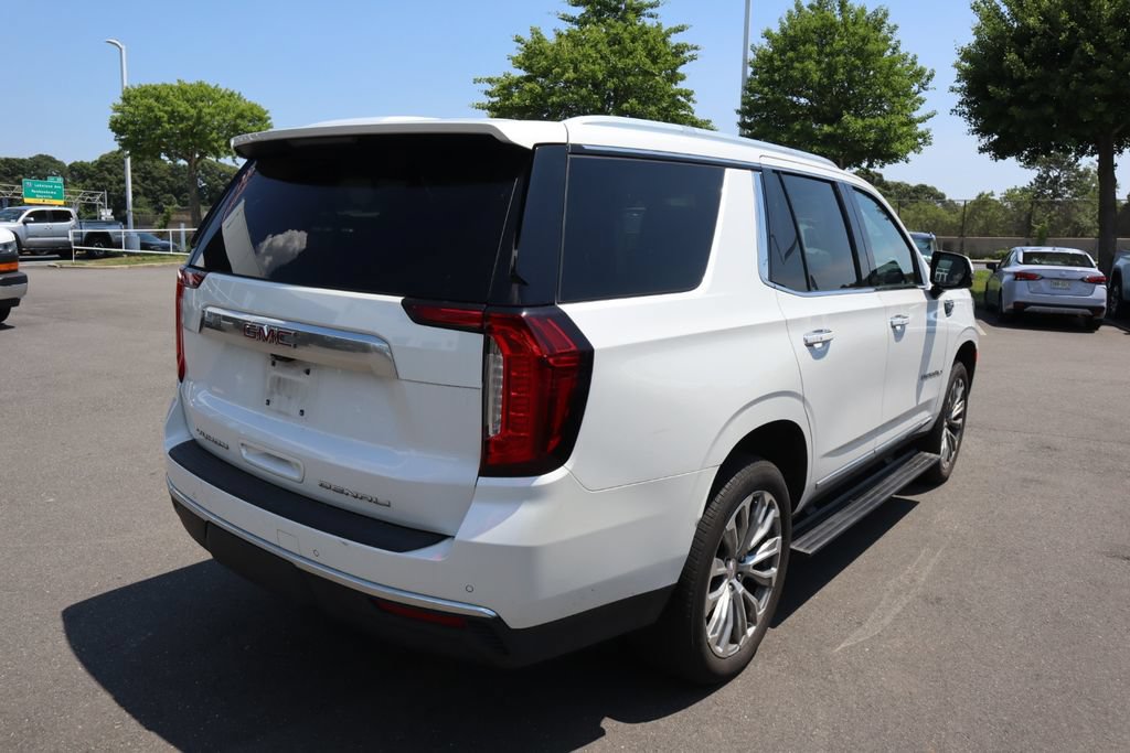 Used 2021 GMC Yukon Denali w/ Denali Ultimate Package AWD/4WD image 3