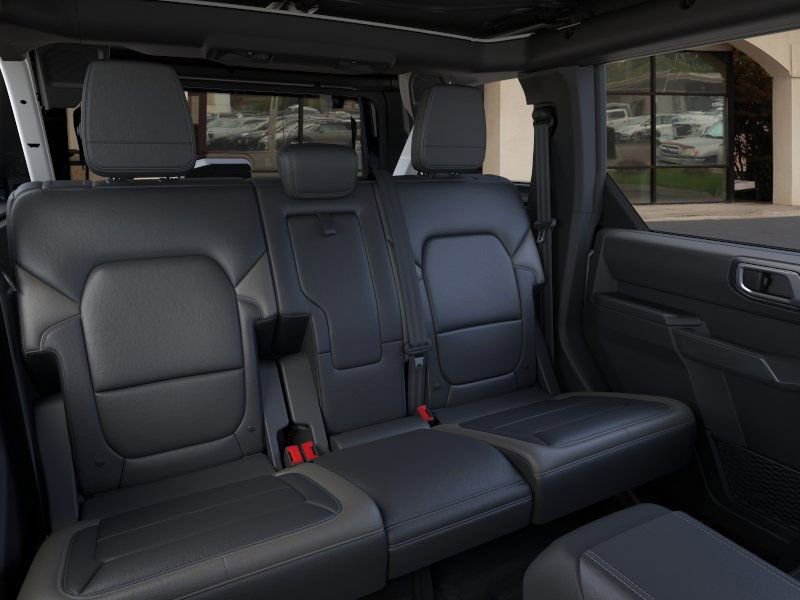 New 2025 Ford Bronco Outer Banks w/ Sasquatch Package image 12
