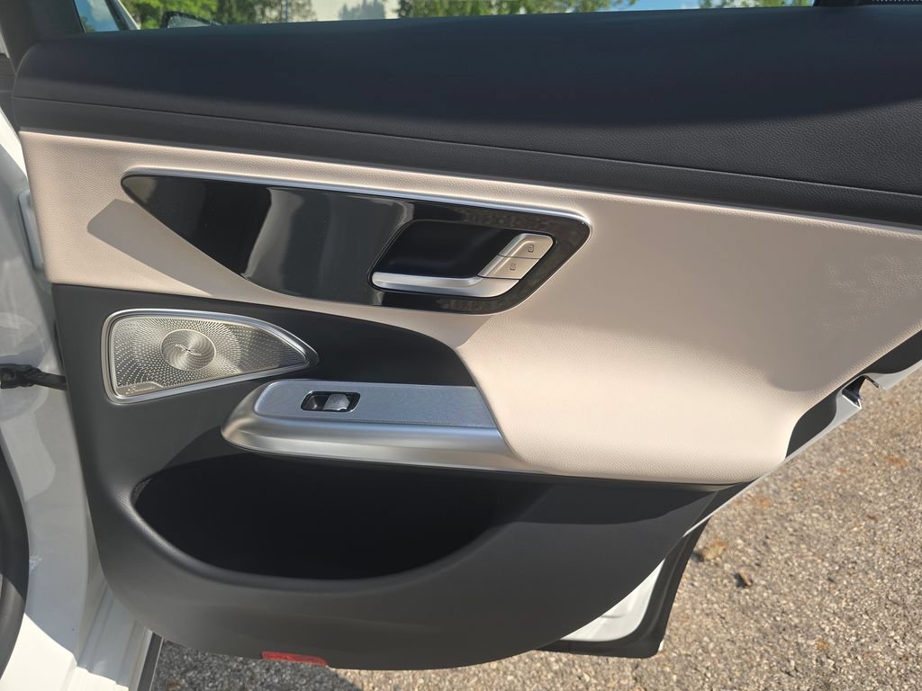 New 2027 Mercedes-Benz E 350 4MATIC Sedan image 24