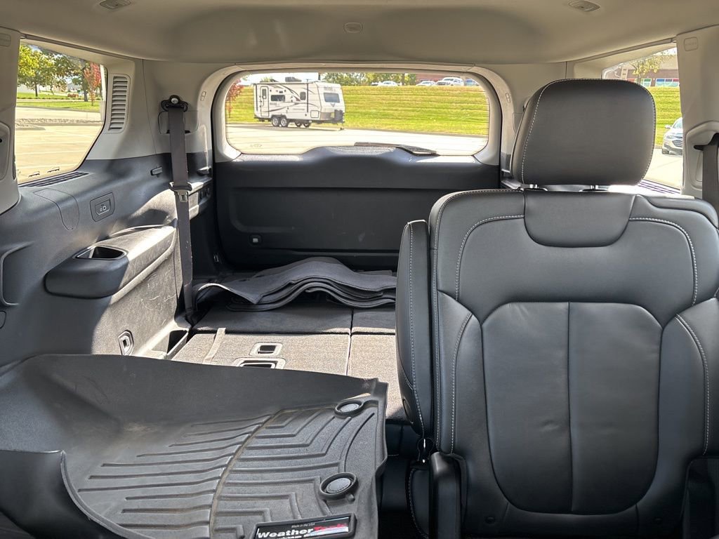 Used 2022 Jeep Grand Cherokee L Limited image 36