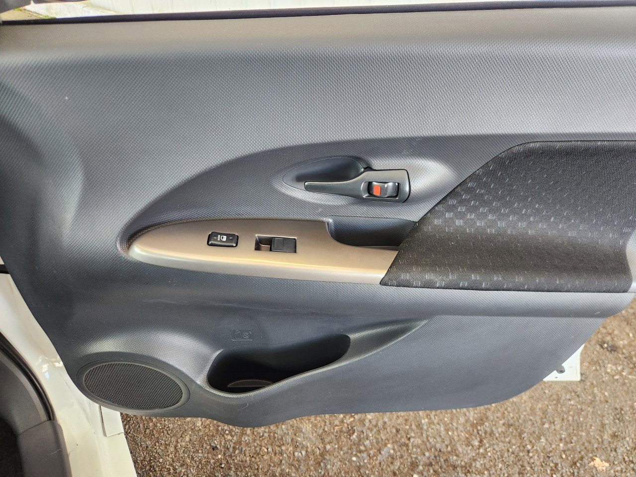 Used 2013 Scion xD image 15