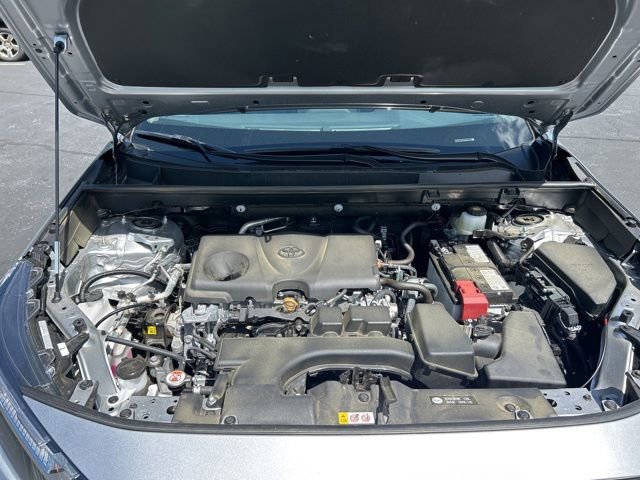 Used 2025 Toyota RAV4 LE FWD image 15