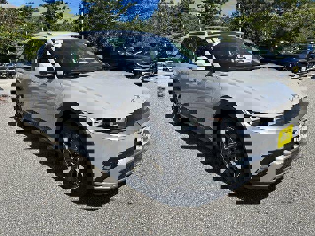 New 2025 Hyundai Ioniq 5 SE image 30