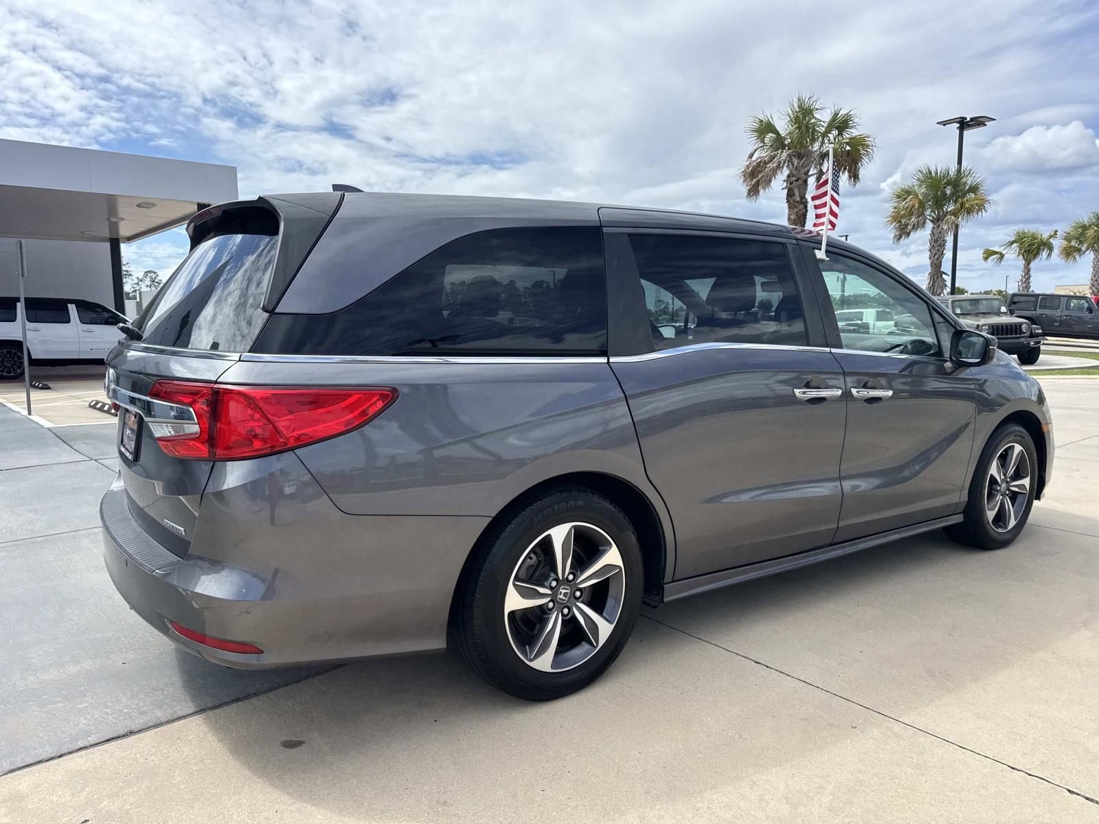 Used 2019 Honda Odyssey Touring image 7