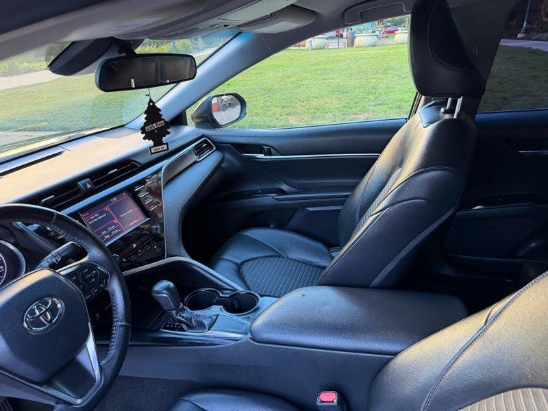 Used 2018 Toyota Camry SE FWD image 46