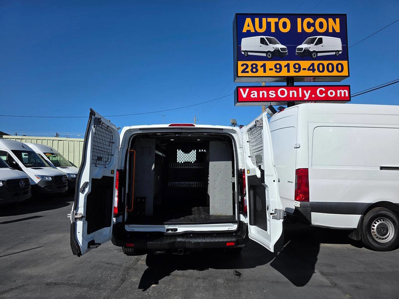 Used 2020 Ford Transit 250 Low Roof image 15