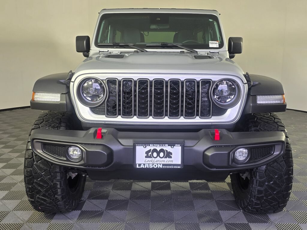 Used 2024 Jeep Wrangler Unlimited Rubicon AWD/4WD image 8
