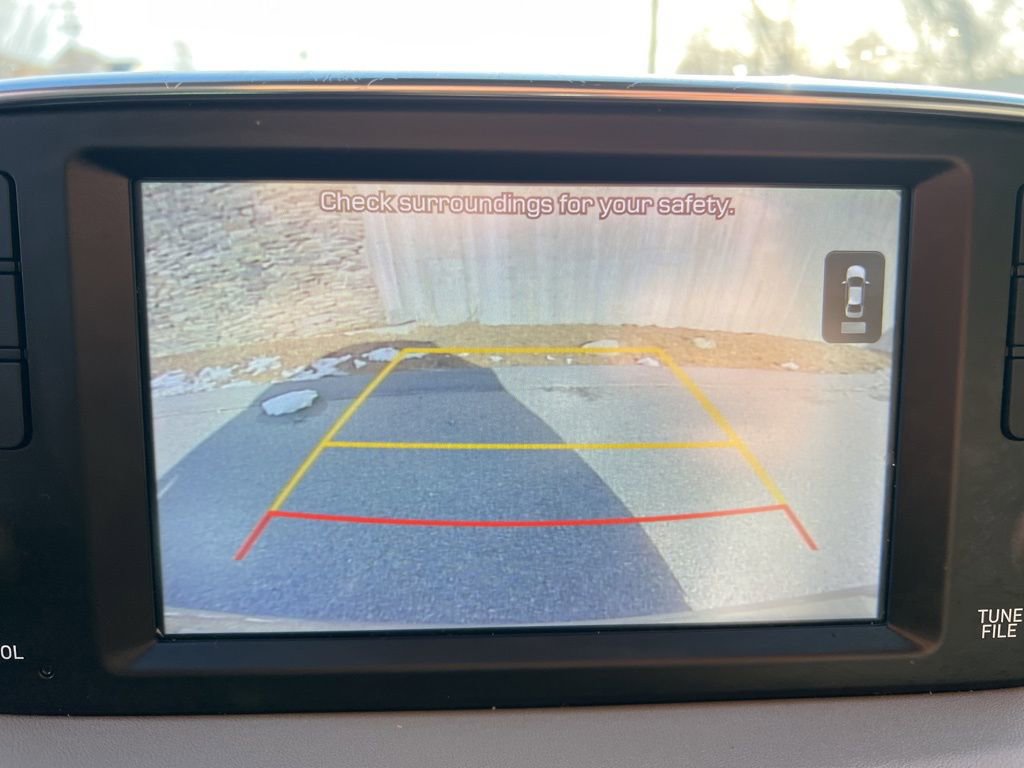 Used 2020 Hyundai Santa Fe SEL w/ Cargo Package FWD image 20