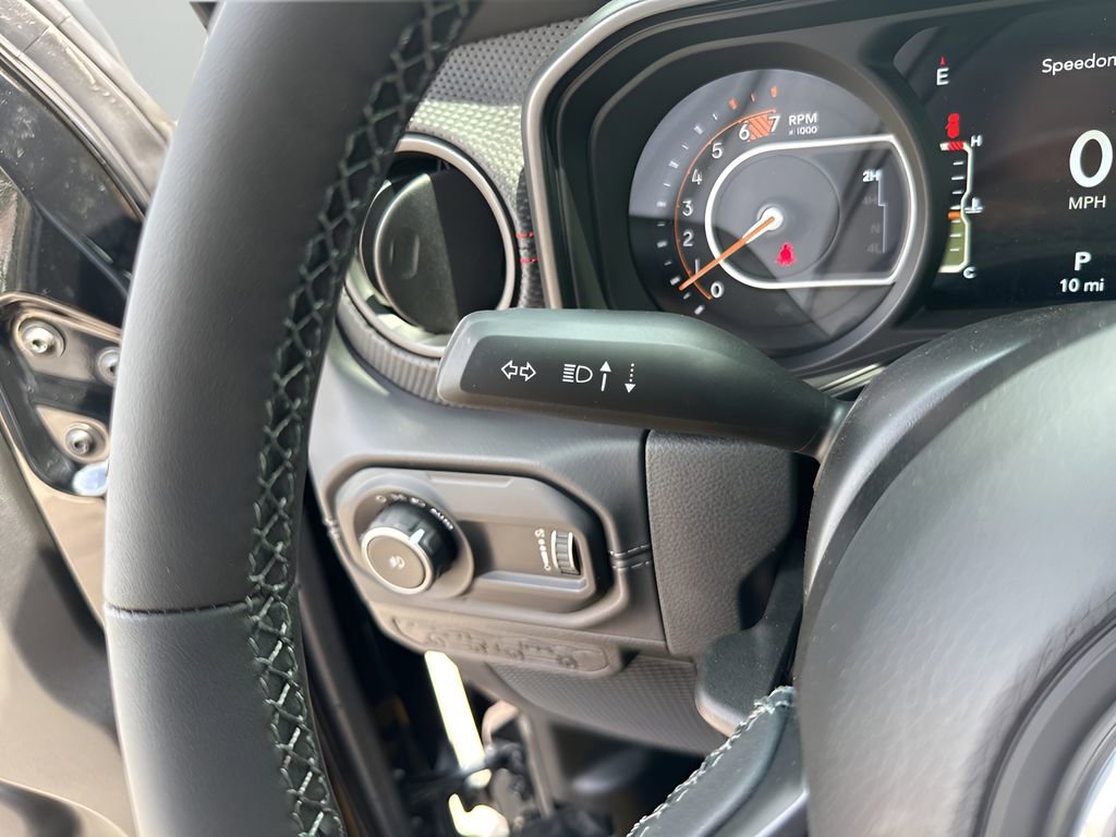 New 2025 Jeep Wrangler Unlimited Rubicon w/ Safety Group image 36