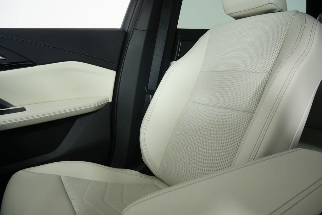 Used 2026 BMW X1 xDrive28i image 21