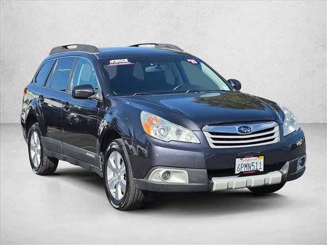 Used 2011 Subaru Outback 3.6R Limited w/ Popular Equipment Group 1B AWD/4WD image 3