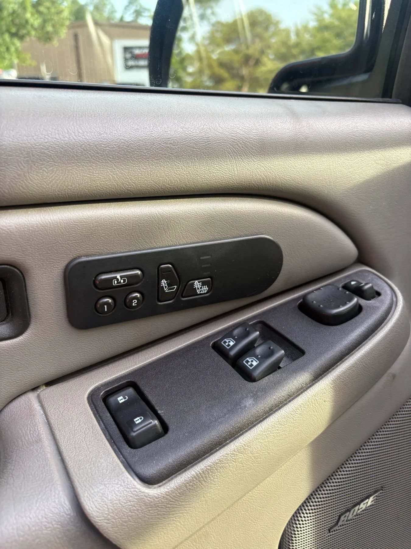 Used 2004 Chevrolet Silverado 1500 LT w/ Light Duty Power Package RWD image 16