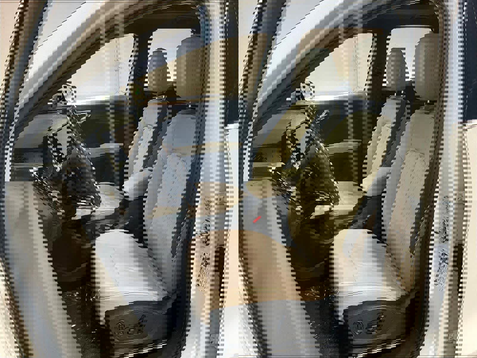 Used 2024 Audi Q4 e-tron Premium w/ Convenience Package image 26