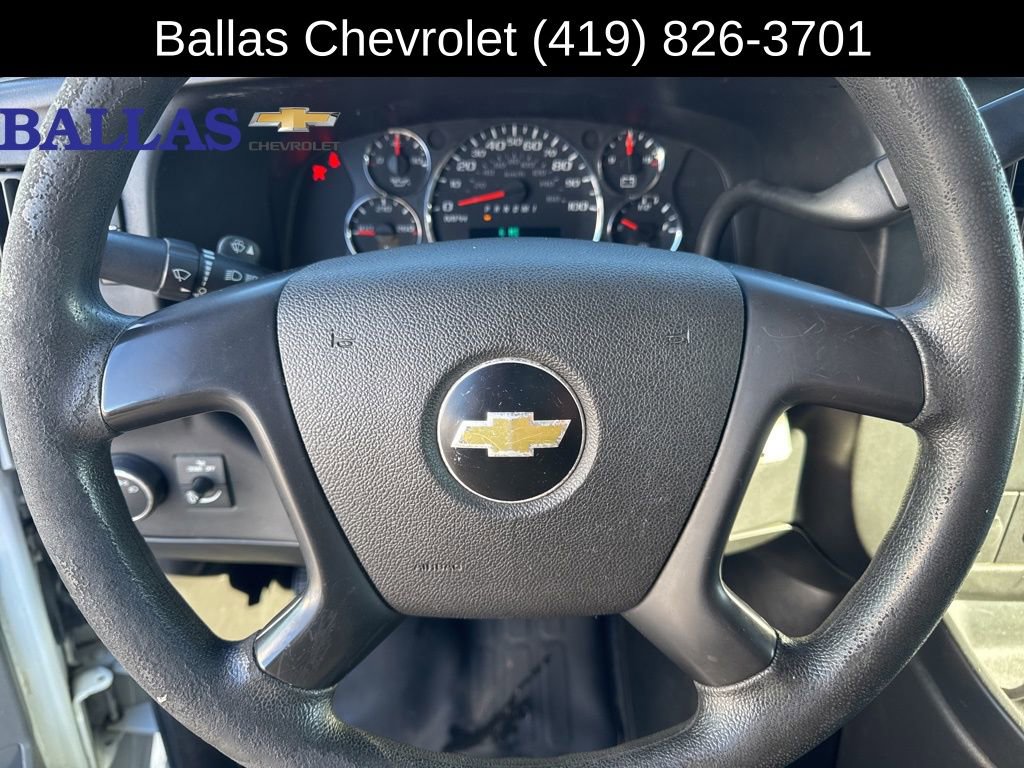 Used 2015 Chevrolet Express 2500 image 6
