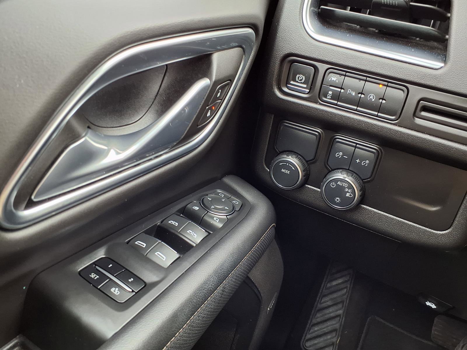 Used 2024 Chevrolet Tahoe Premier image 22