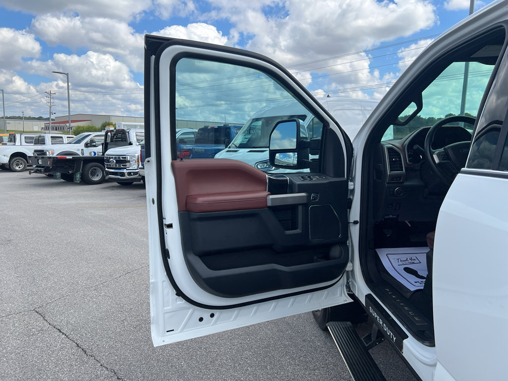 Used 2022 Ford F250 Platinum image 16