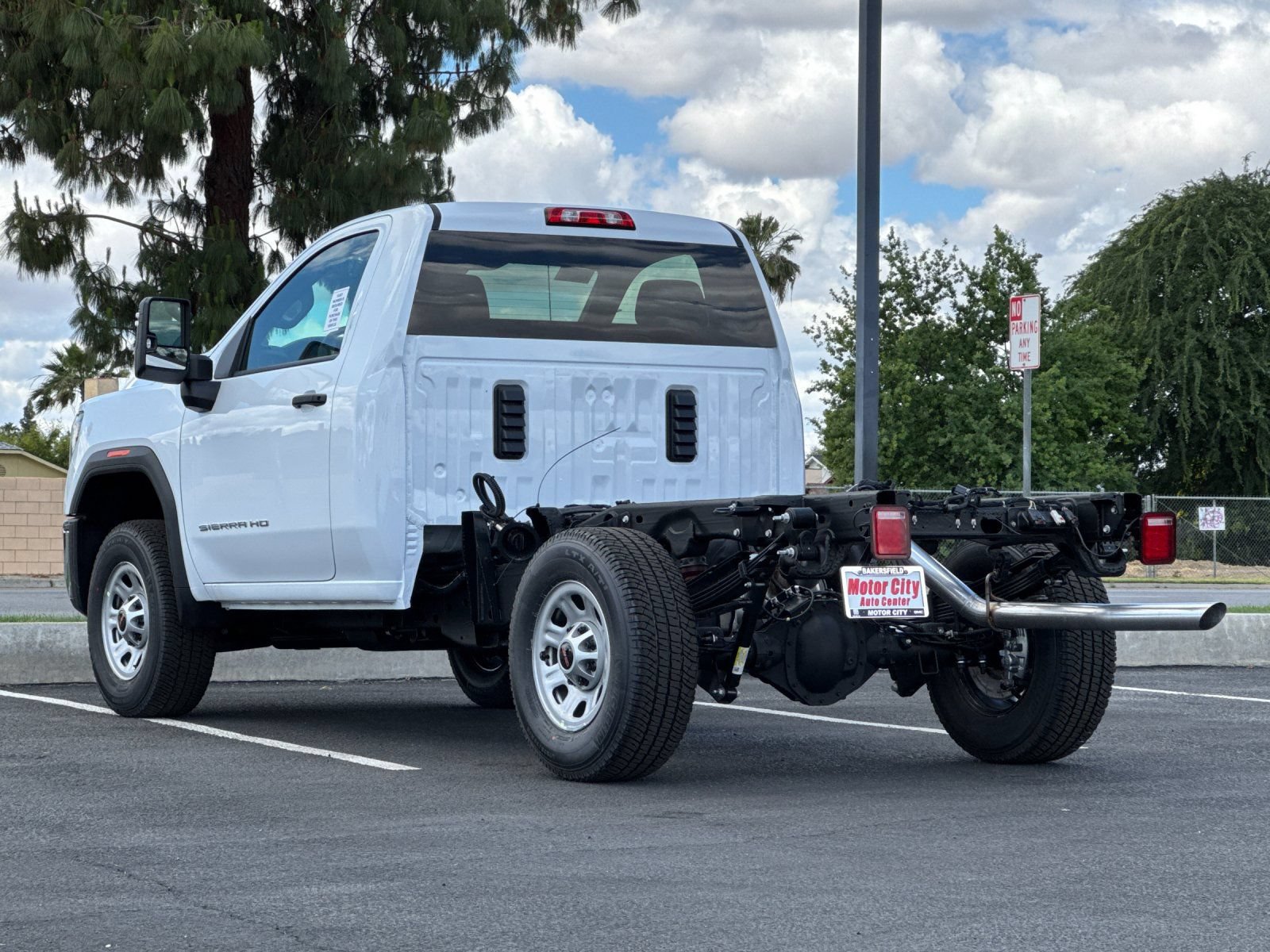 New 2026 GMC Sierra 3500 Pro w/ Convenience Package RWD image 6