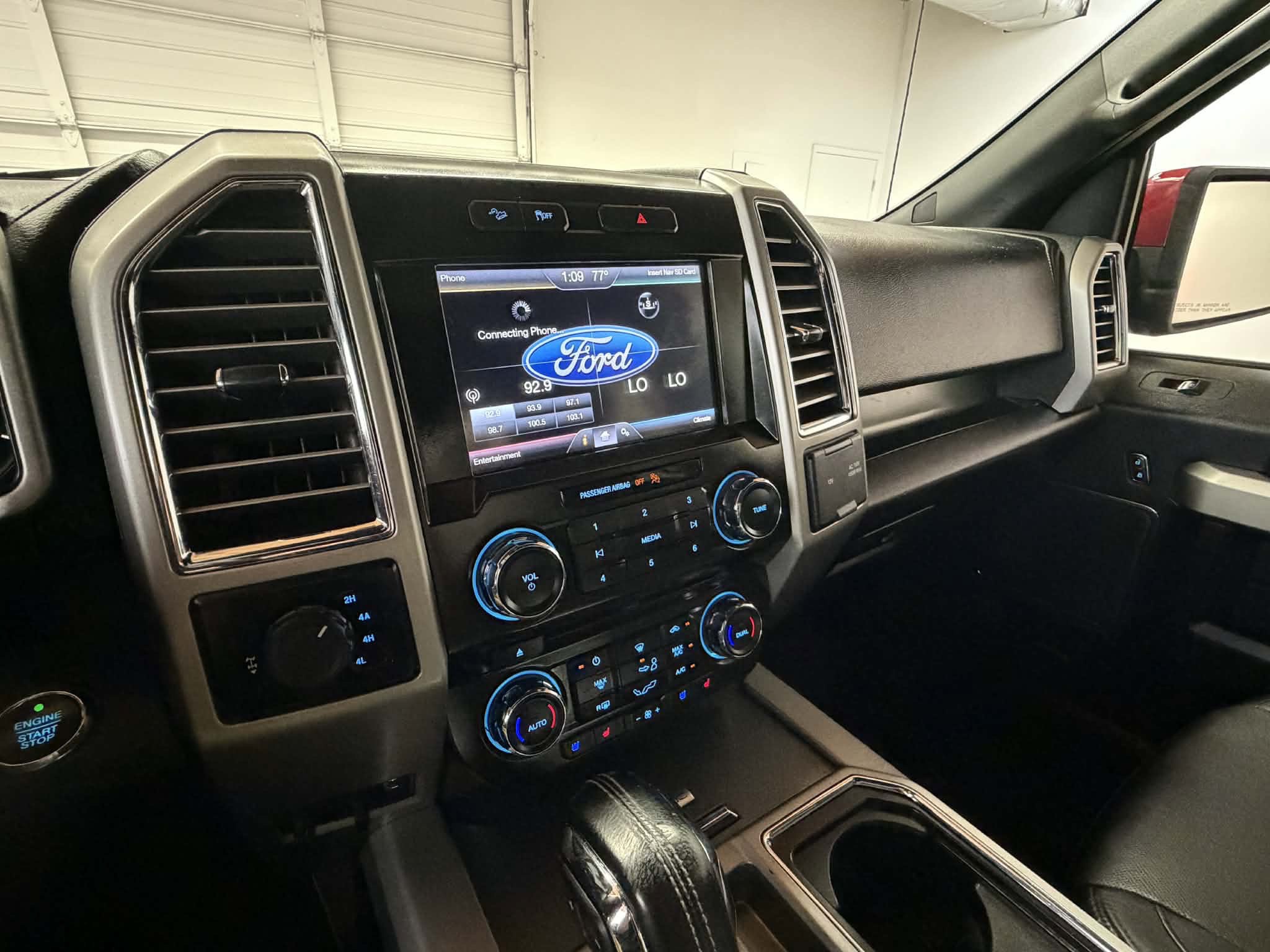 Used 2015 Ford F150 Lariat AWD/4WD image 34