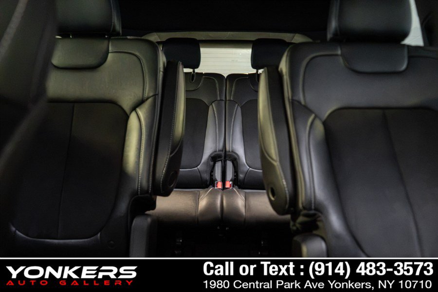 Used 2023 Jeep Grand Cherokee L Laredo AWD/4WD image 58